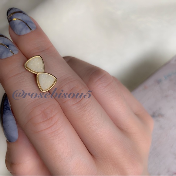 💋🆕Boho Rose Gold Druzy Studs - Picture 2 of 5